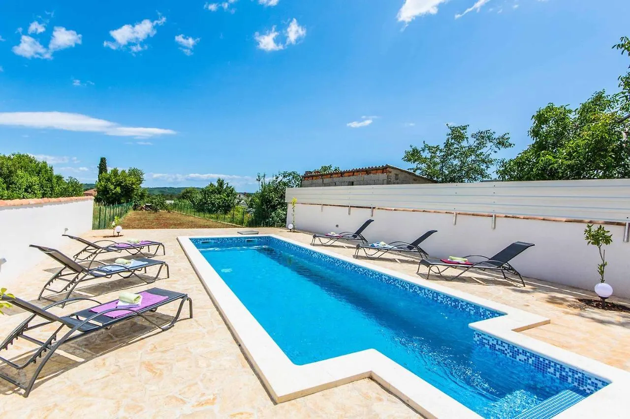 Villa Pax Marčana